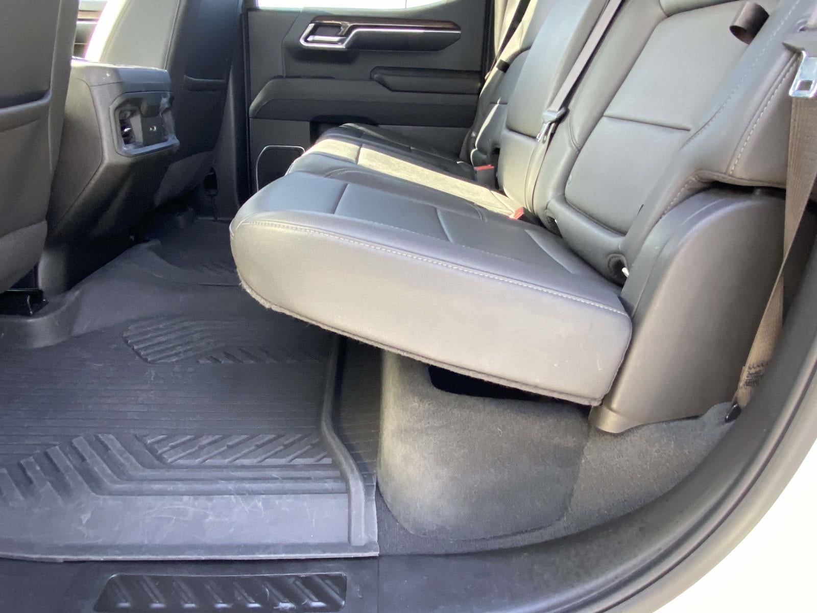 2024 Chevrolet Silverado 1500 4WD Crew Cab 147 RST