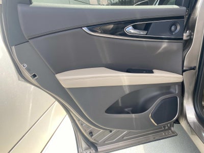 2021 Lincoln Nautilus Reserve AWD