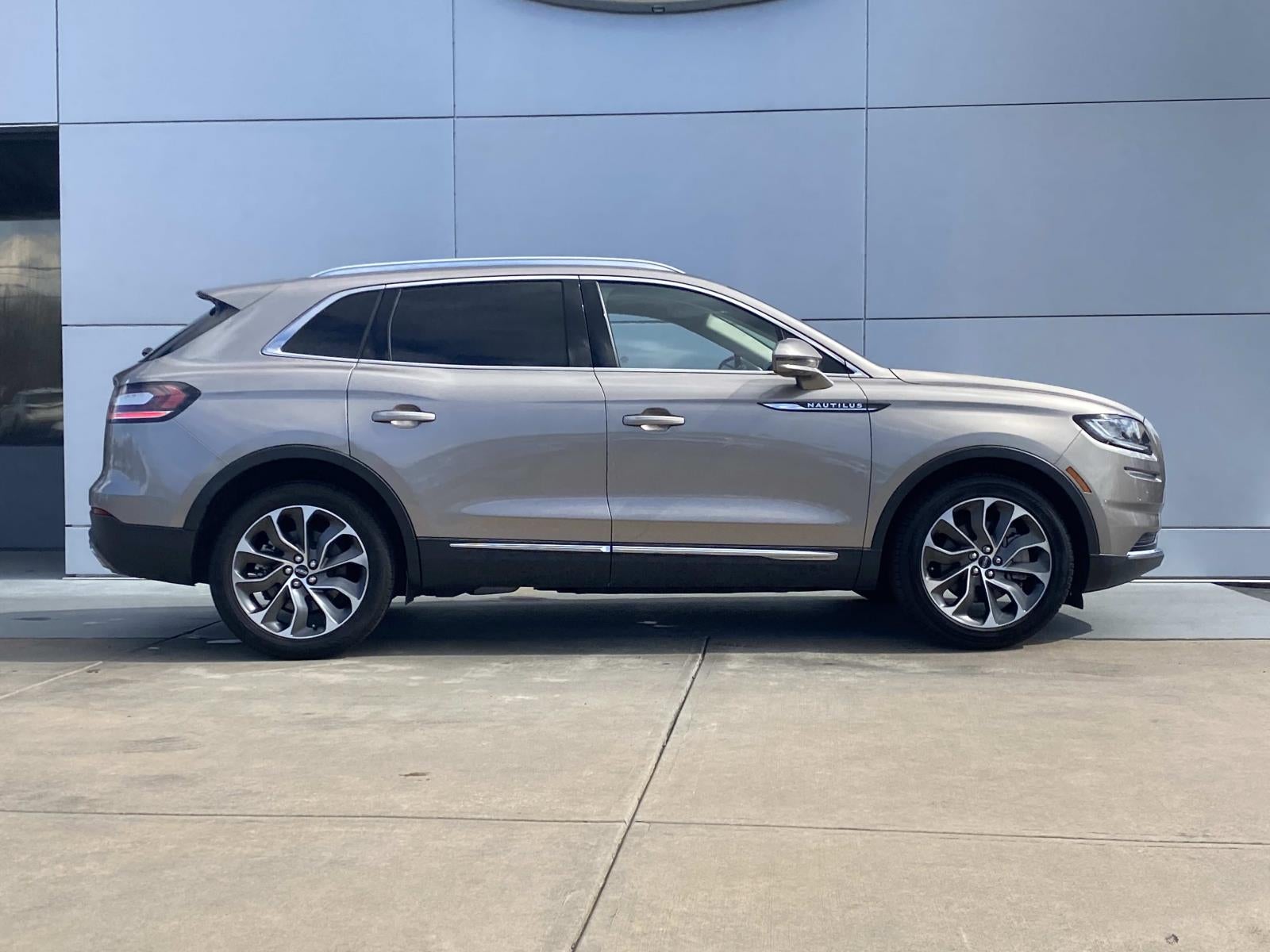 2021 Lincoln Nautilus Reserve AWD