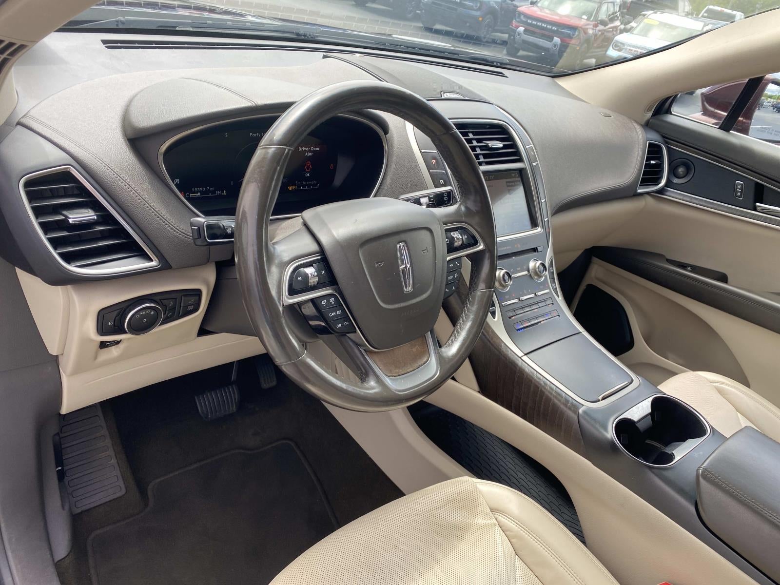 2019 Lincoln Nautilus Reserve AWD