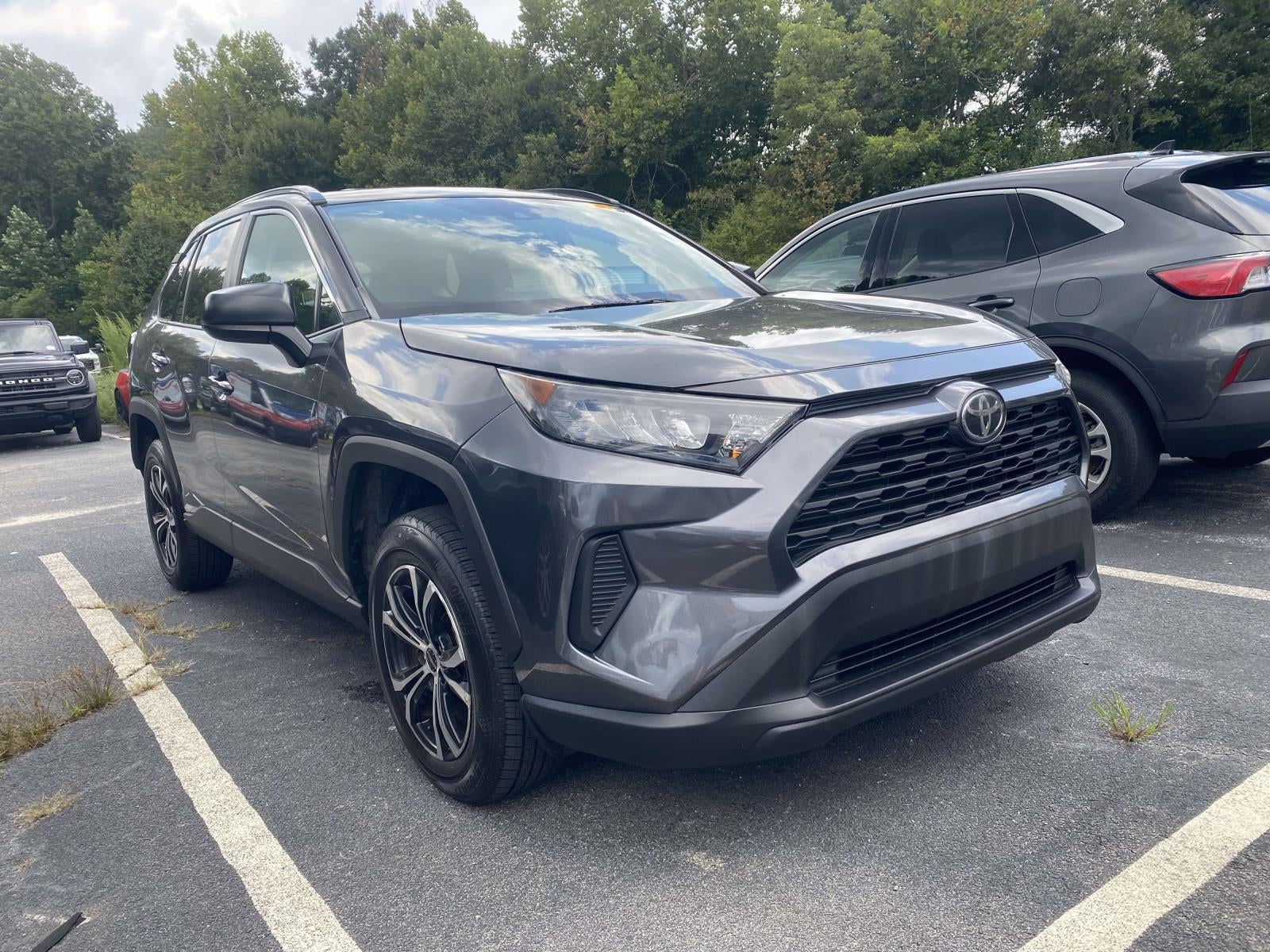 2019 Toyota RAV4 LE FWD (Natl)