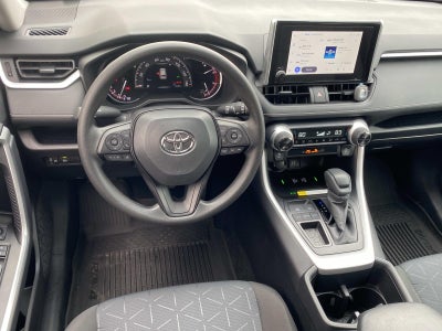 2025 Toyota RAV4 XLE FWD (Natl)