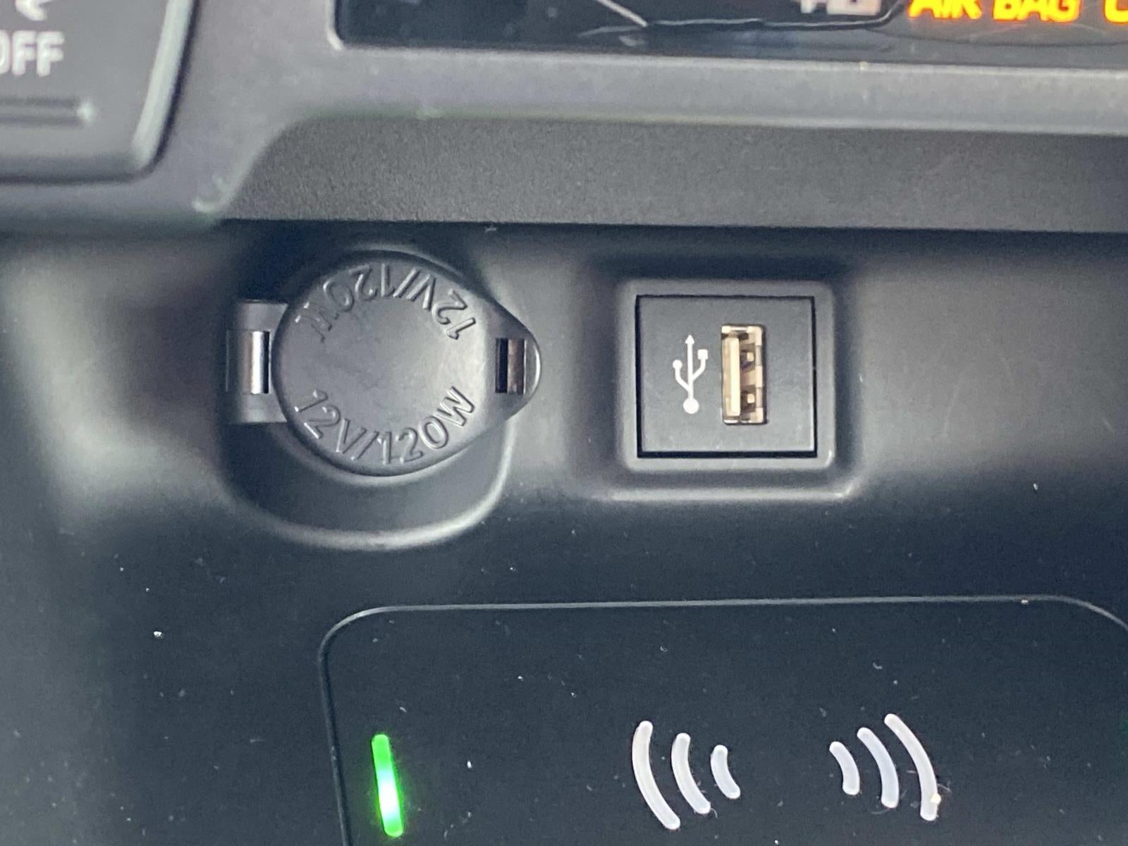 2025 Toyota RAV4 XLE FWD (Natl)