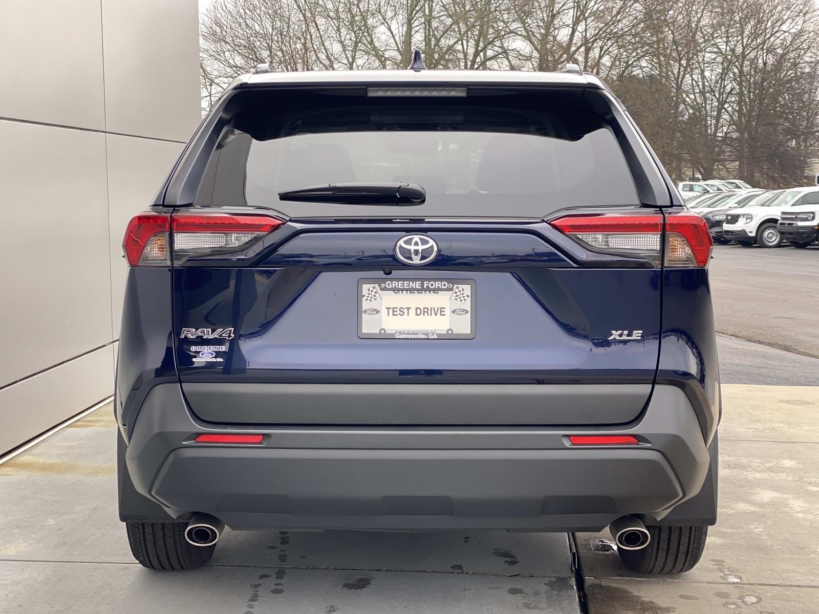 2025 Toyota RAV4 XLE FWD (Natl)