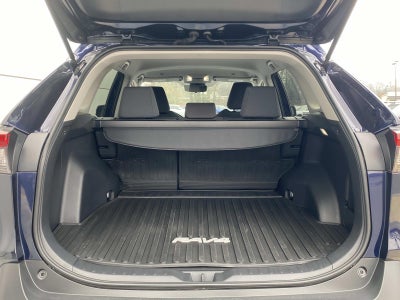 2025 Toyota RAV4 XLE FWD (Natl)