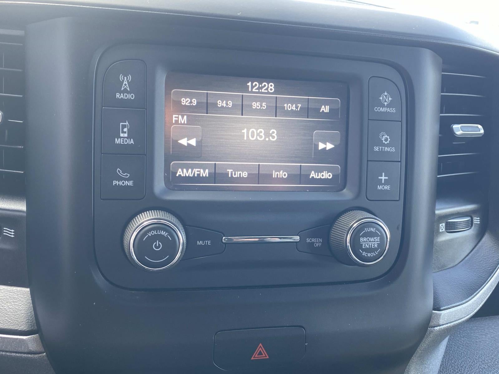 2024 RAM 2500 Tradesman 4x4 Crew Cab 6'4 Box