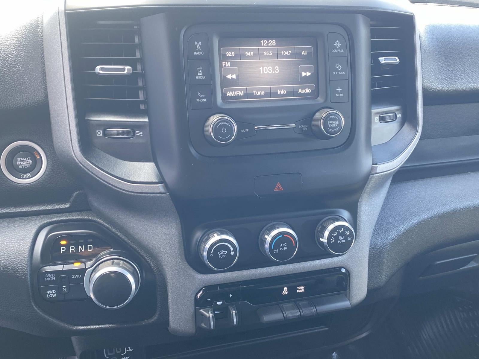 2024 RAM 2500 Tradesman 4x4 Crew Cab 6'4 Box