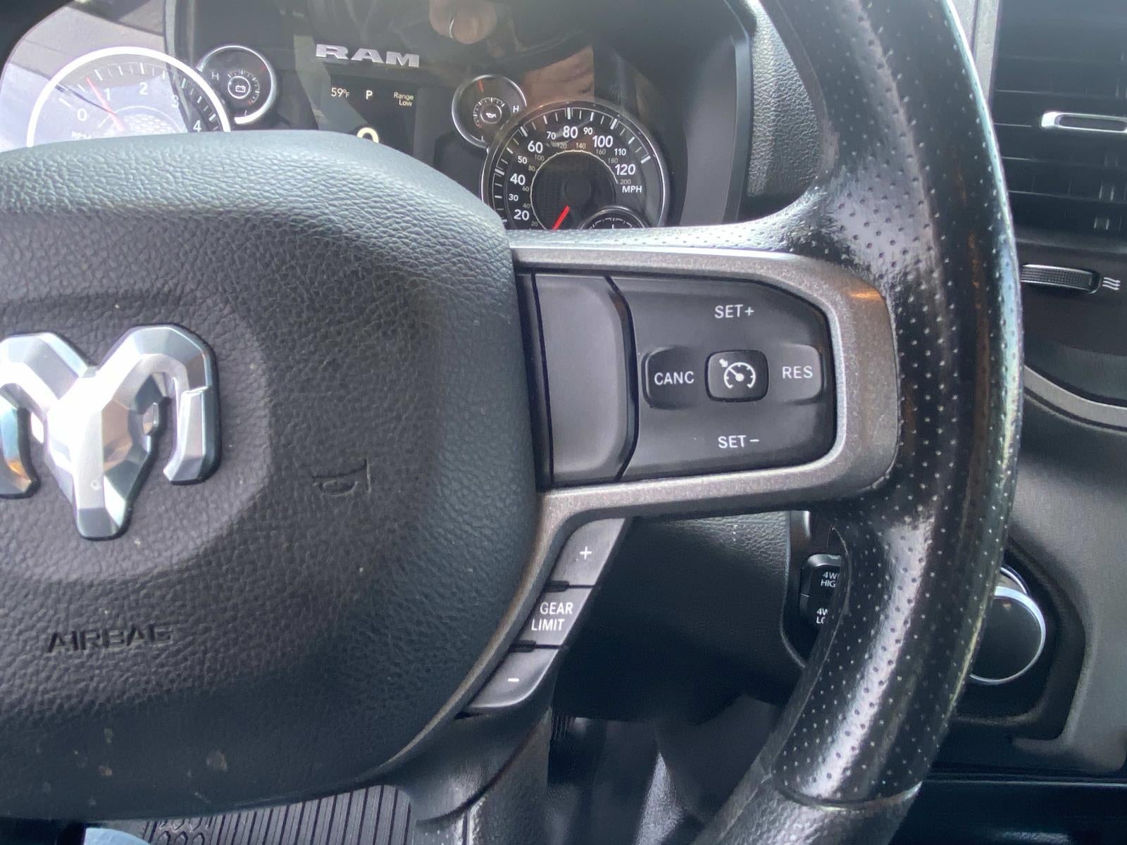 2024 RAM 2500 Tradesman 4x4 Crew Cab 6'4 Box