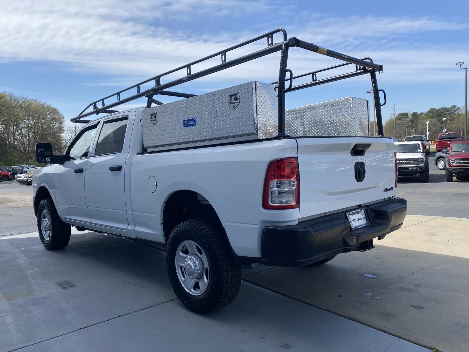 2024 RAM 2500 Tradesman 4x4 Crew Cab 6'4 Box