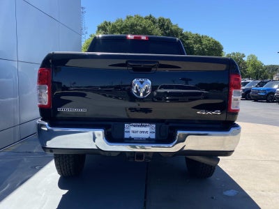2022 RAM 2500 Big Horn 4x4 Crew Cab 6'4 Box