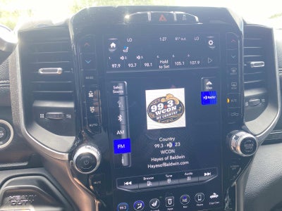 2020 RAM 2500 Laramie 4x4 Mega Cab 6'4 Box