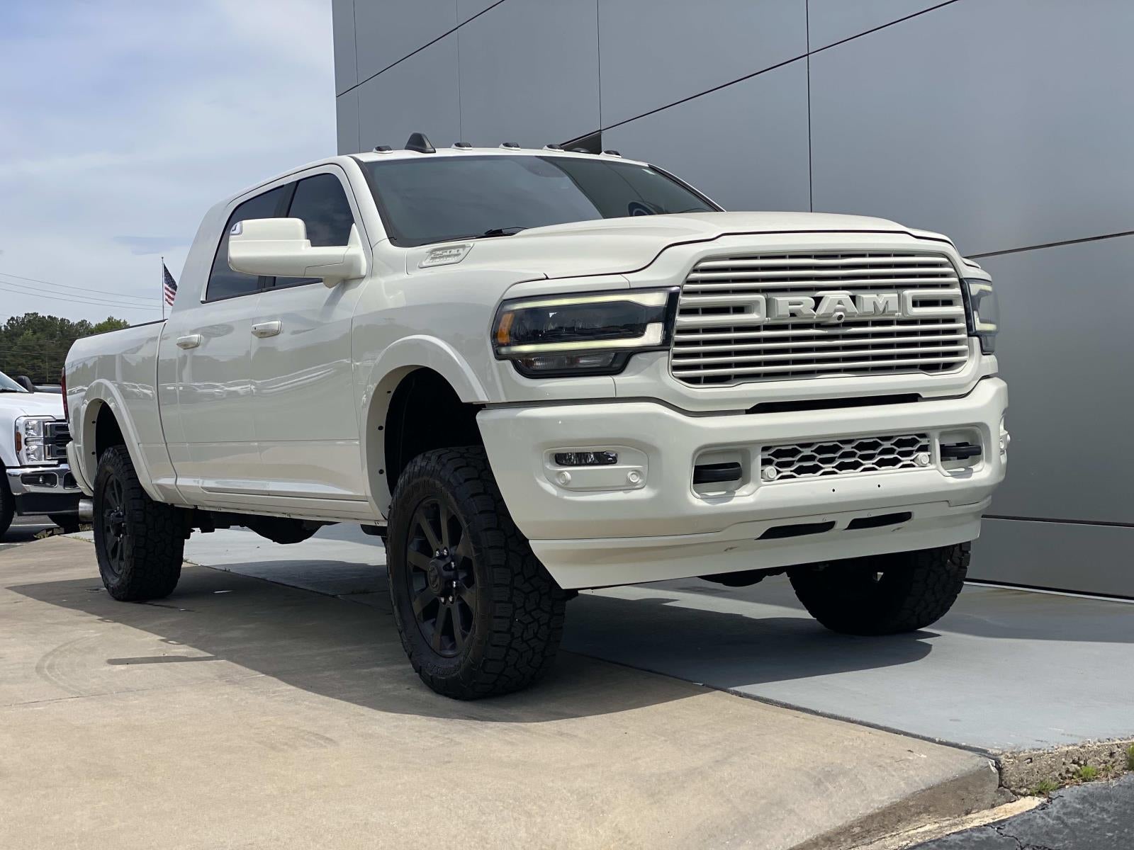 2020 RAM 2500 Laramie 4x4 Mega Cab 6'4 Box