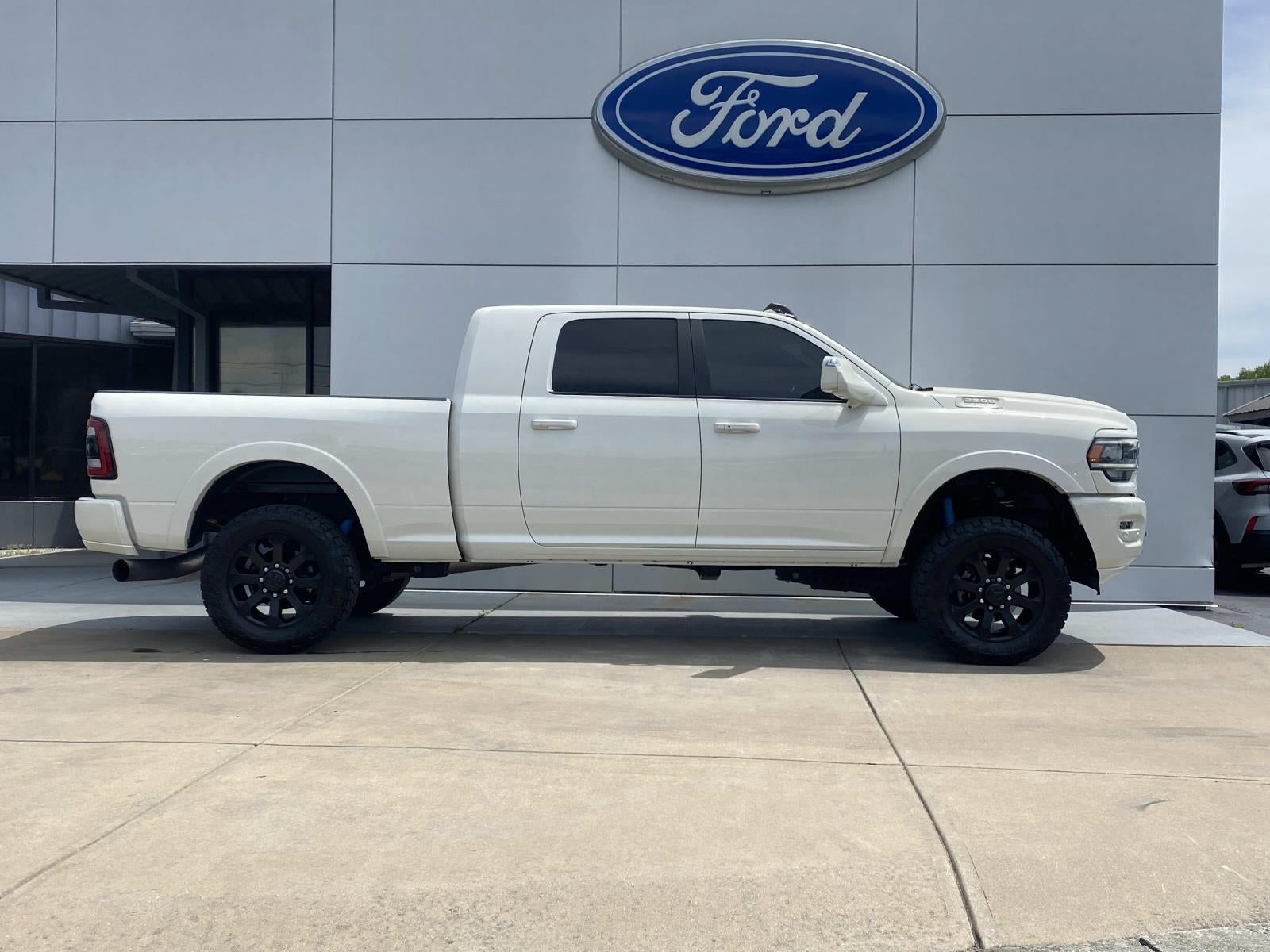 2020 RAM 2500 Laramie 4x4 Mega Cab 6'4 Box