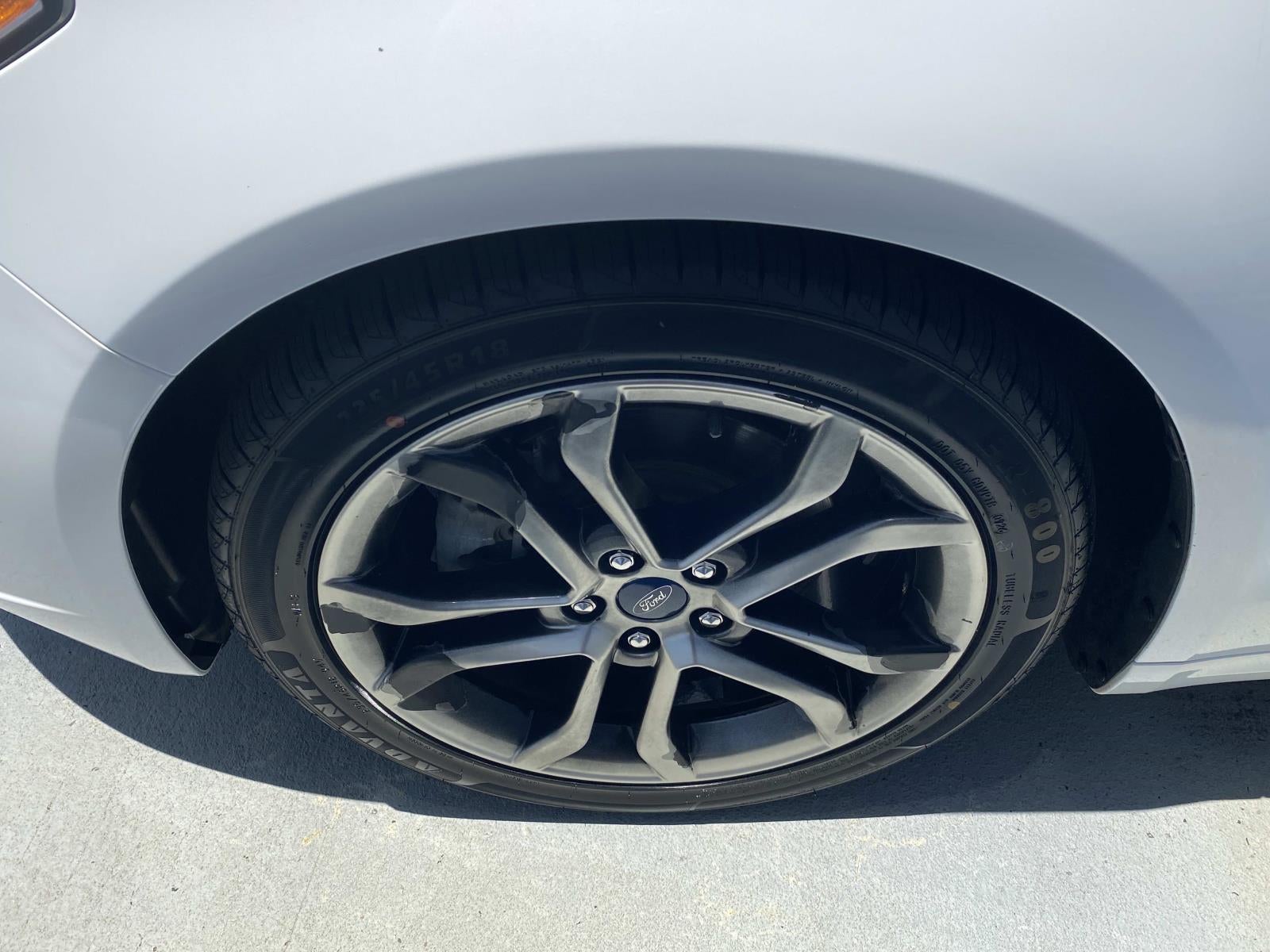 2019 Ford Fusion Hybrid Titanium FWD