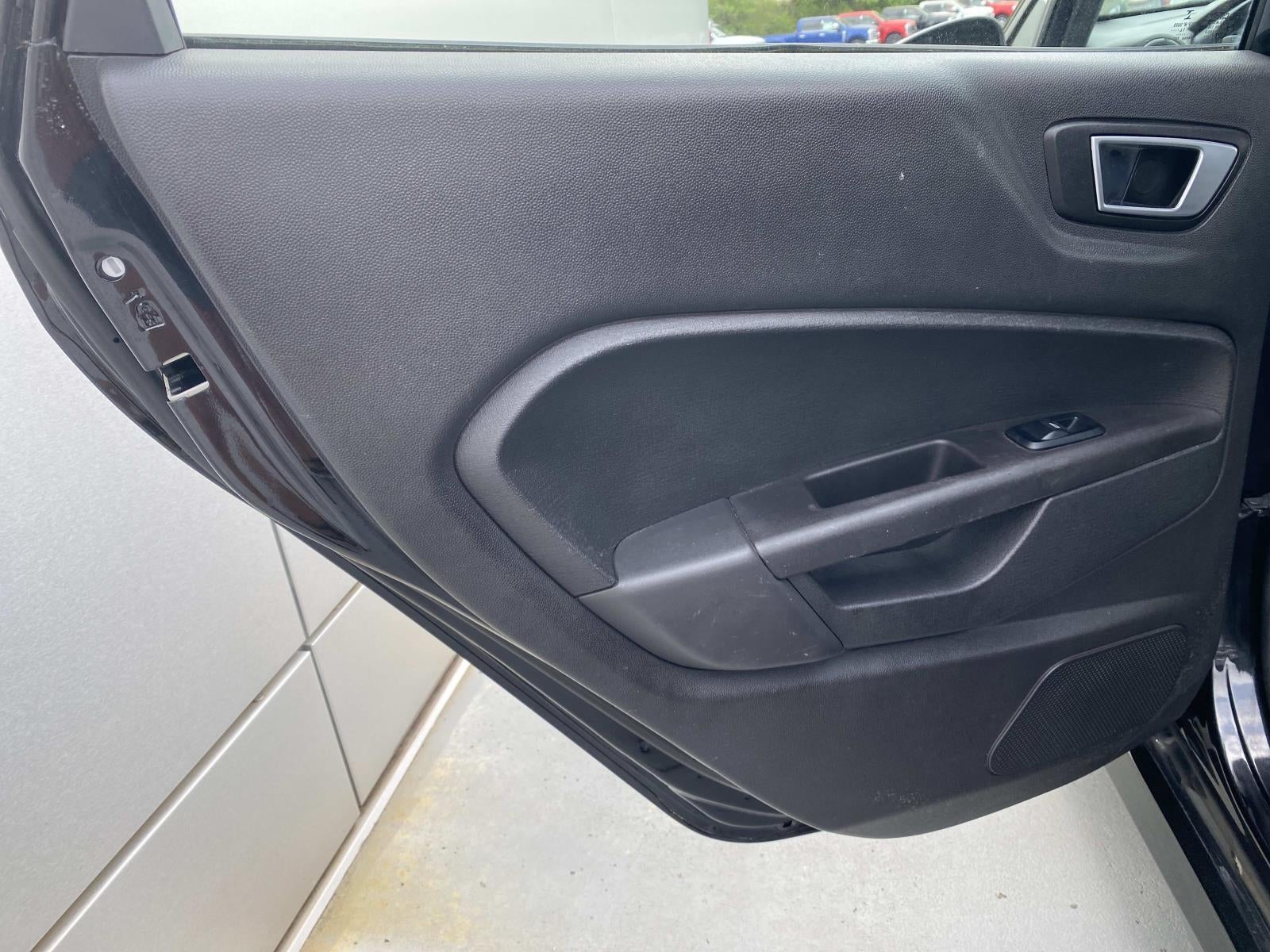 2015 Ford Fiesta 5dr HB ST