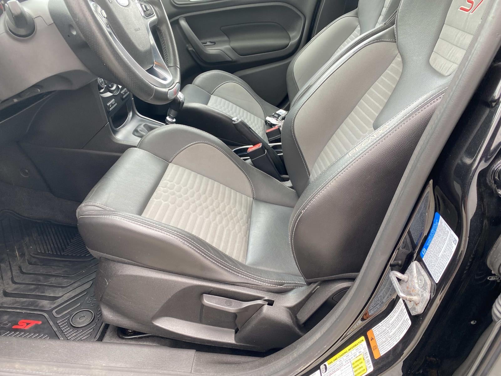 2015 Ford Fiesta 5dr HB ST