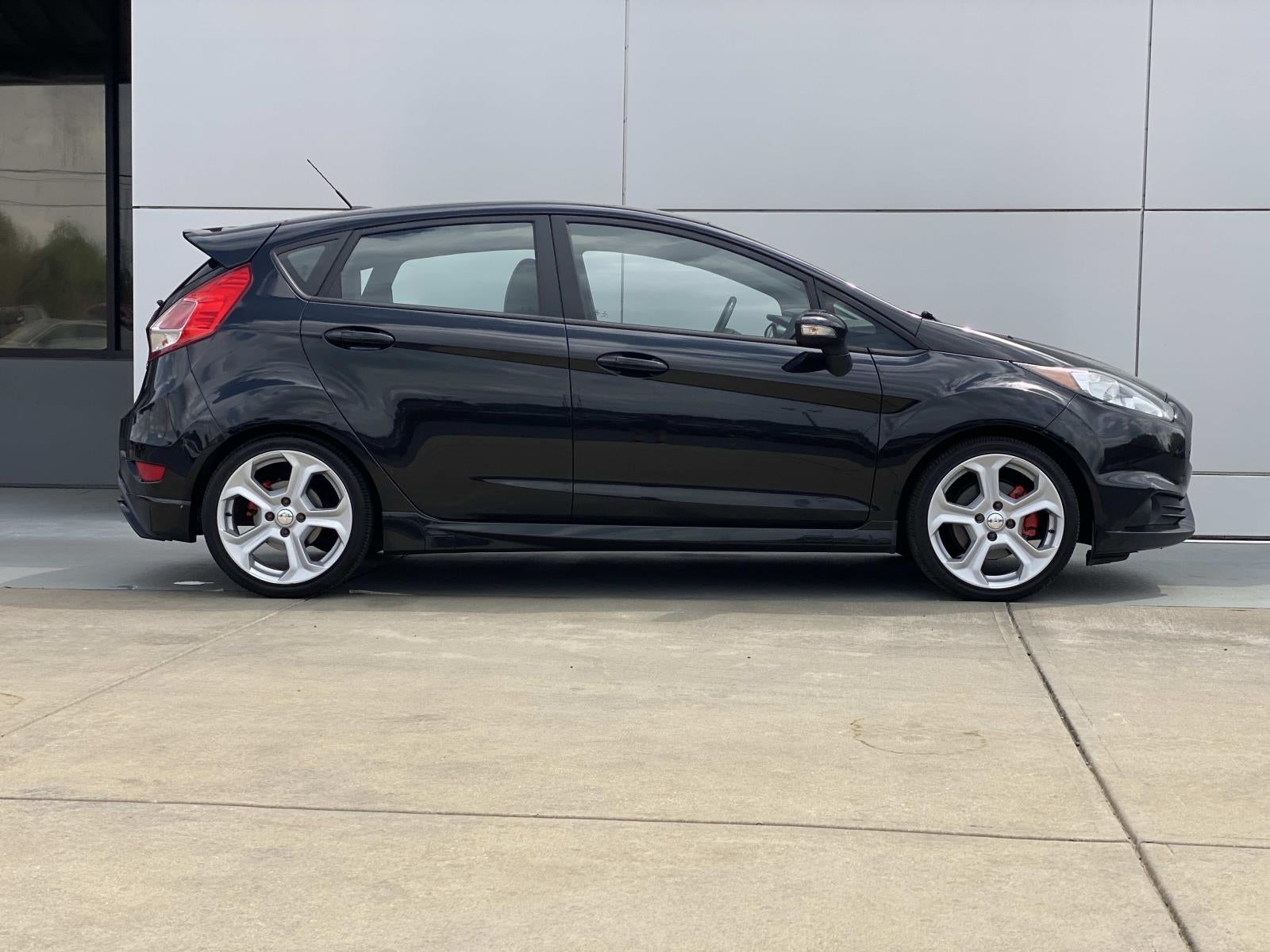 2015 Ford Fiesta 5dr HB ST
