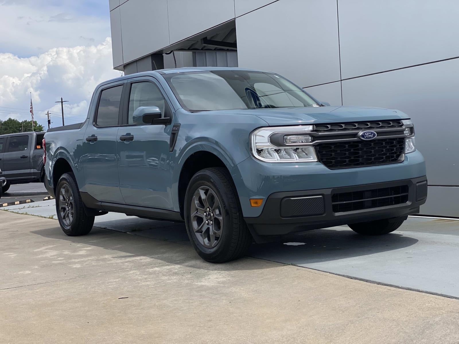 2023 Ford Maverick XLT FWD's photo