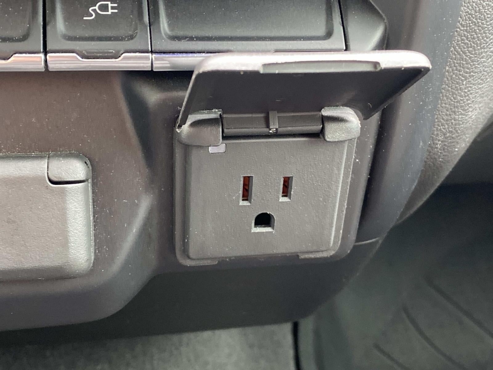 2020 Chevrolet Silverado 1500 2WD Crew Cab 147 LT