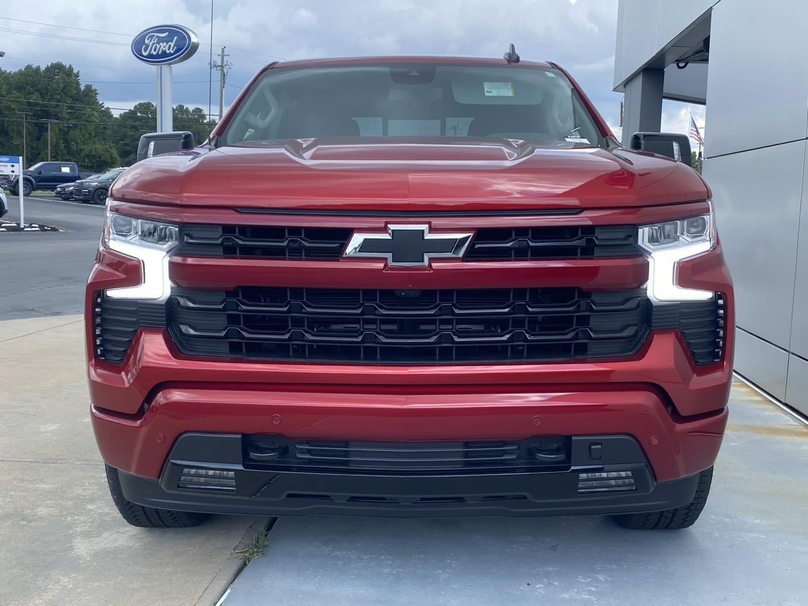2026 Chevrolet Silverado 1500 4WD Crew Cab 147 RST
