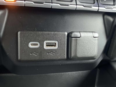 2021 Chevrolet Silverado 1500 4WD Crew Cab 147 RST