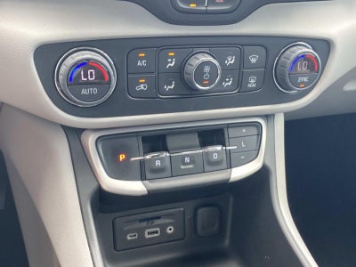 2023 GMC Terrain AWD 4dr SLT