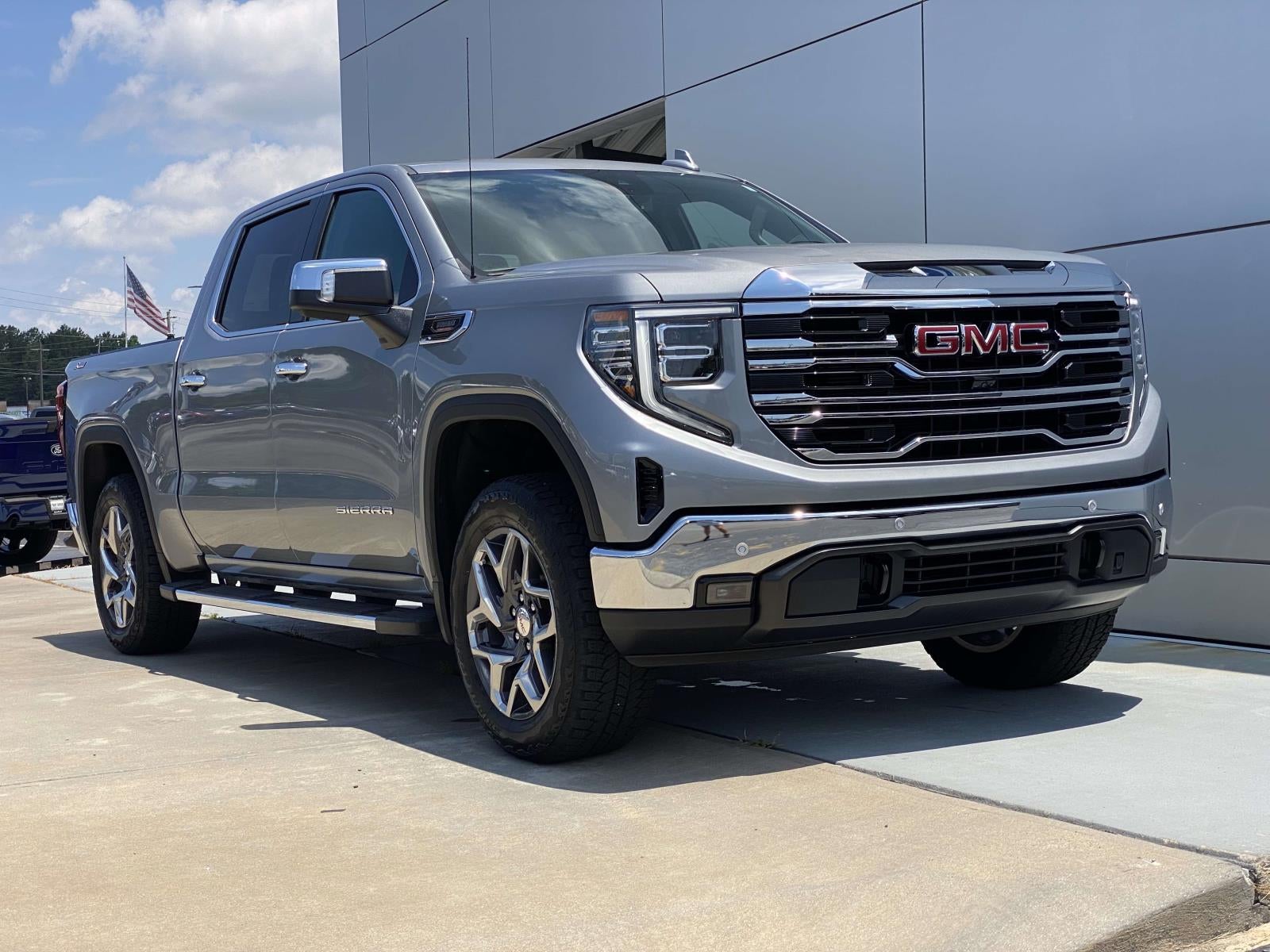 2024 GMC Sierra 1500 4WD Crew Cab 147 SLT