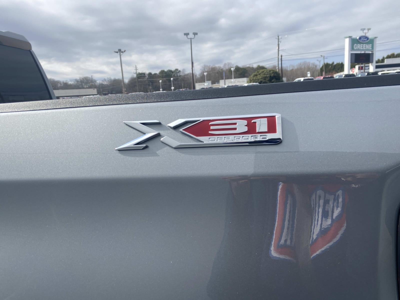 2026 GMC Sierra 1500 4WD Crew Cab 147 SLT