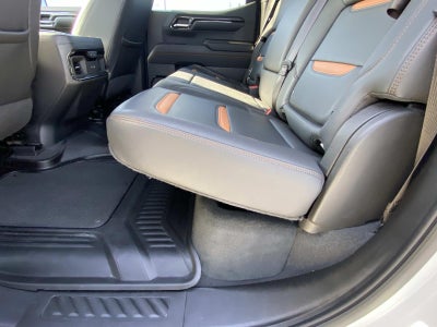 2023 GMC Sierra 1500 4WD Crew Cab 147 AT4