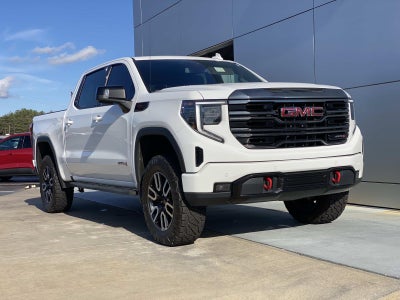 2023 GMC Sierra 1500 4WD Crew Cab 147 AT4