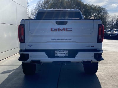 2023 GMC Sierra 1500 4WD Crew Cab 147 AT4
