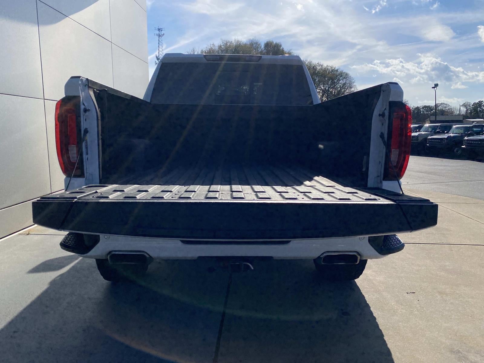 2023 GMC Sierra 1500 4WD Crew Cab 147 AT4