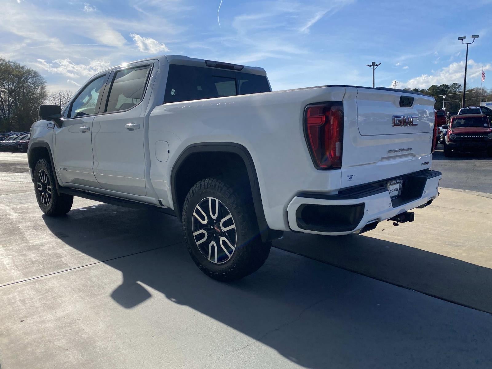 2023 GMC Sierra 1500 4WD Crew Cab 147 AT4
