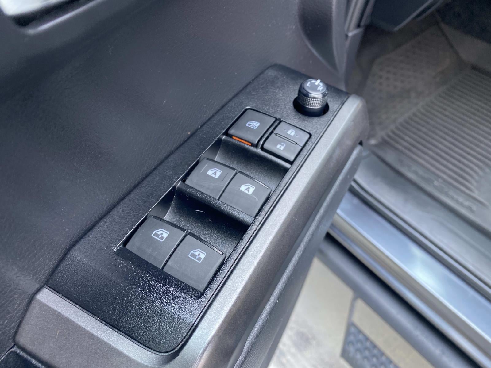 2023 Toyota Tacoma 4WD TRD Sport Double Cab 5' Bed V6 AT (Natl)