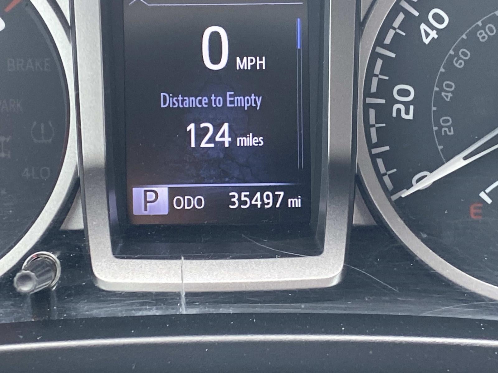 2023 Toyota Tacoma 2WD SR5 Double Cab 5' Bed V6 AT (Natl)