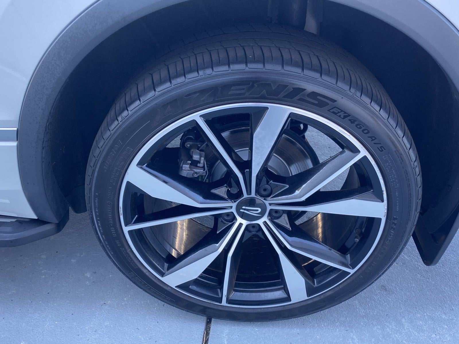 2022 Volkswagen Tiguan 2.0T SEL R-Line 4MOTION