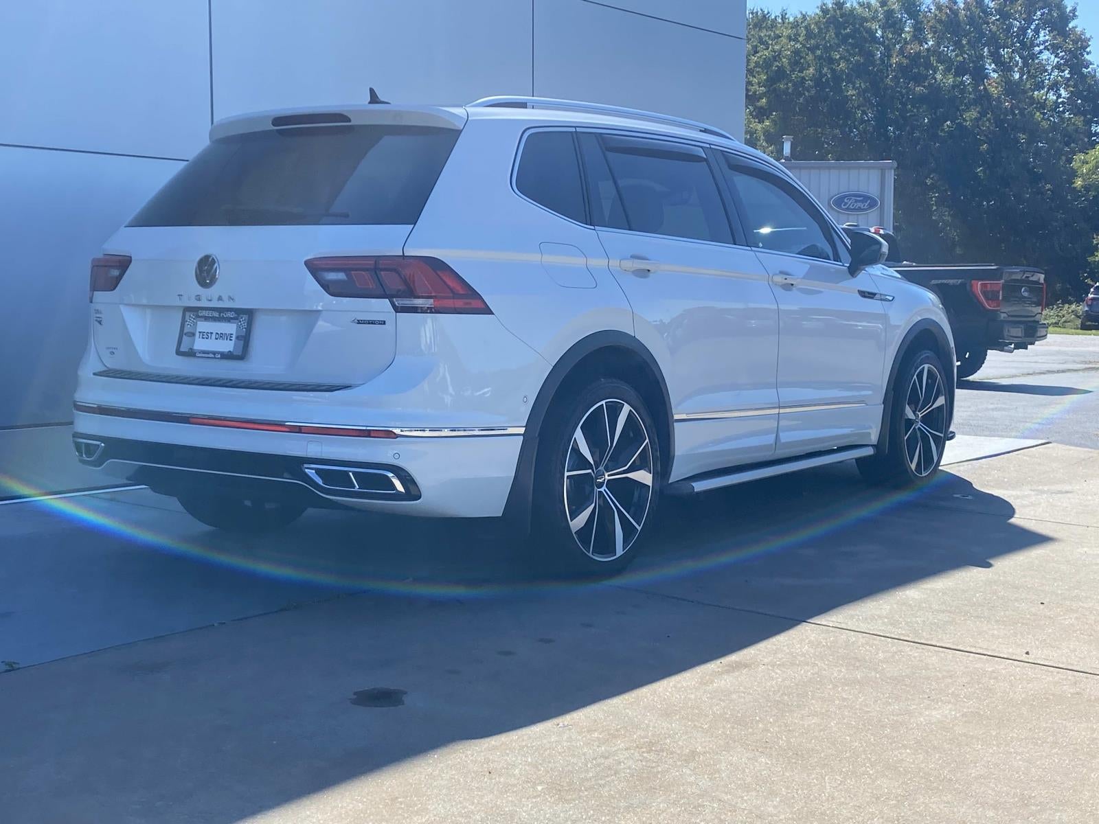 2022 Volkswagen Tiguan 2.0T SEL R-Line 4MOTION