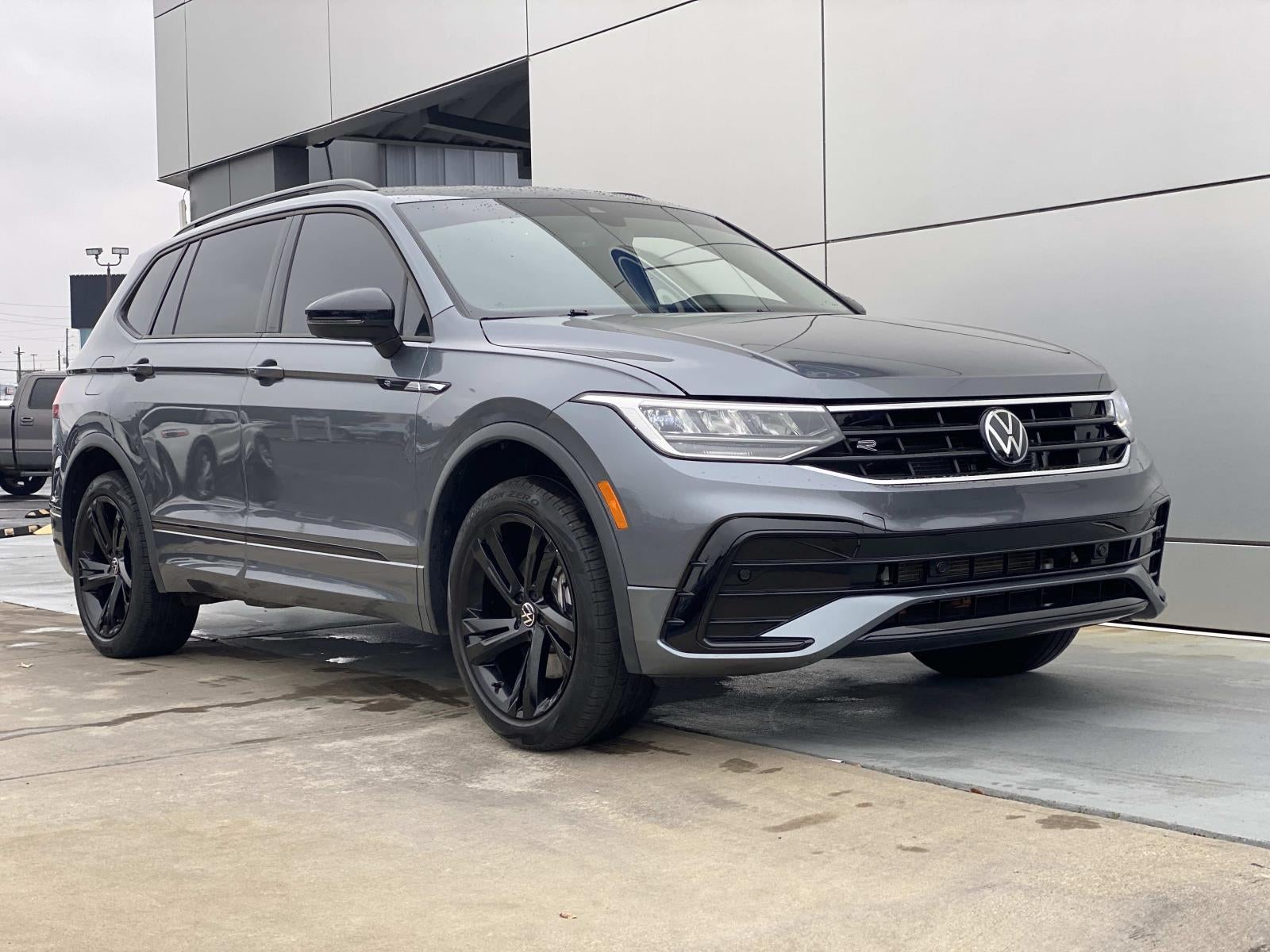 2023 Volkswagen Tiguan 2.0T SE R-Line Black FWD