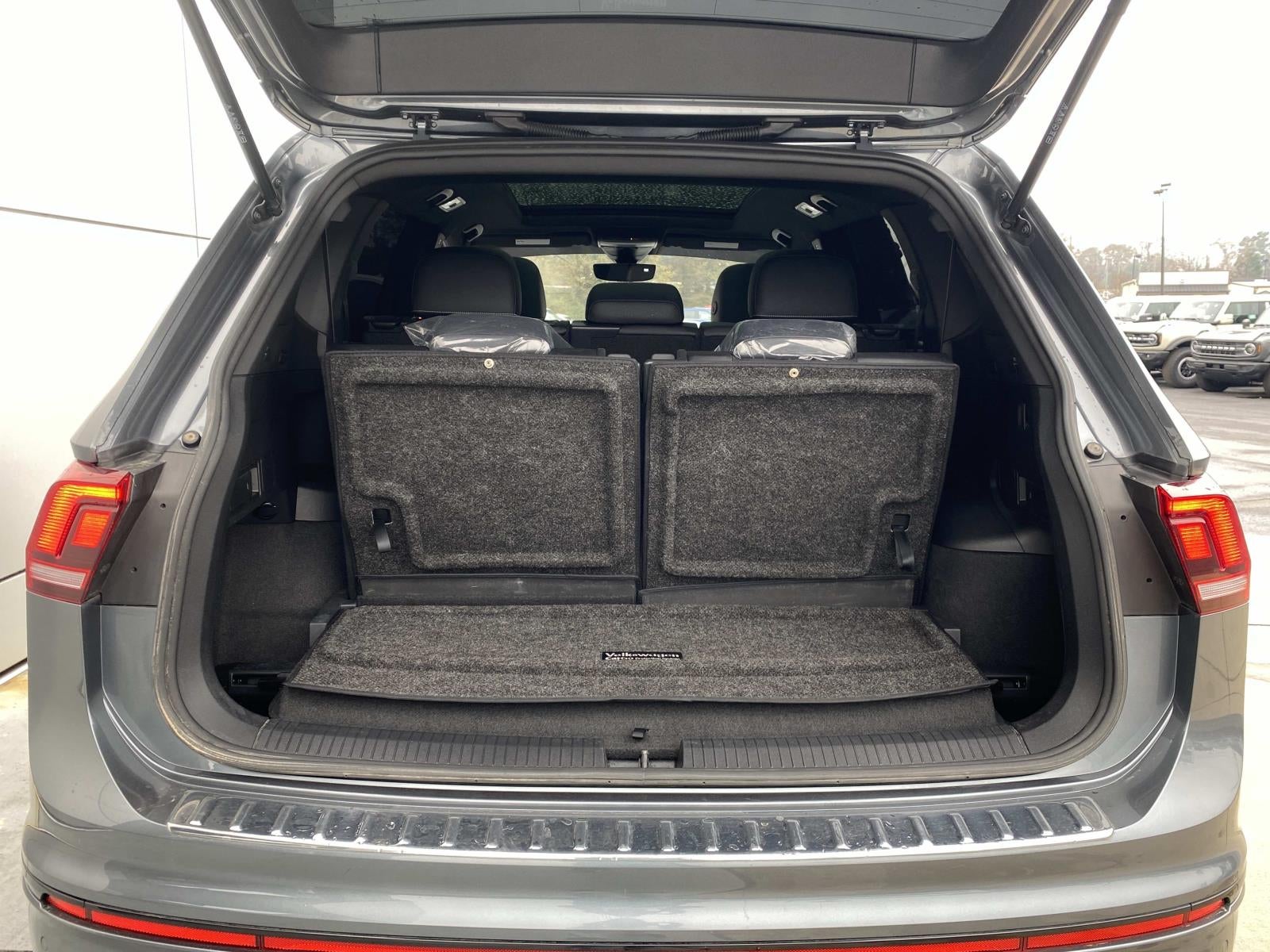 2023 Volkswagen Tiguan 2.0T SE R-Line Black FWD