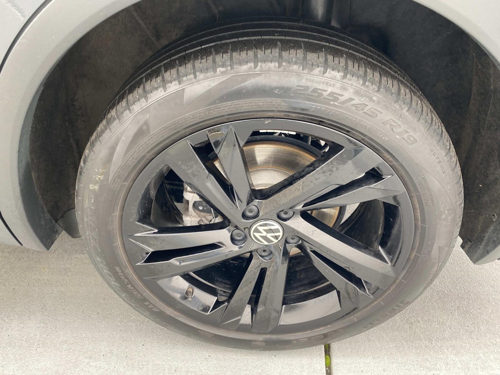 2023 Volkswagen Tiguan 2.0T SE R-Line Black FWD