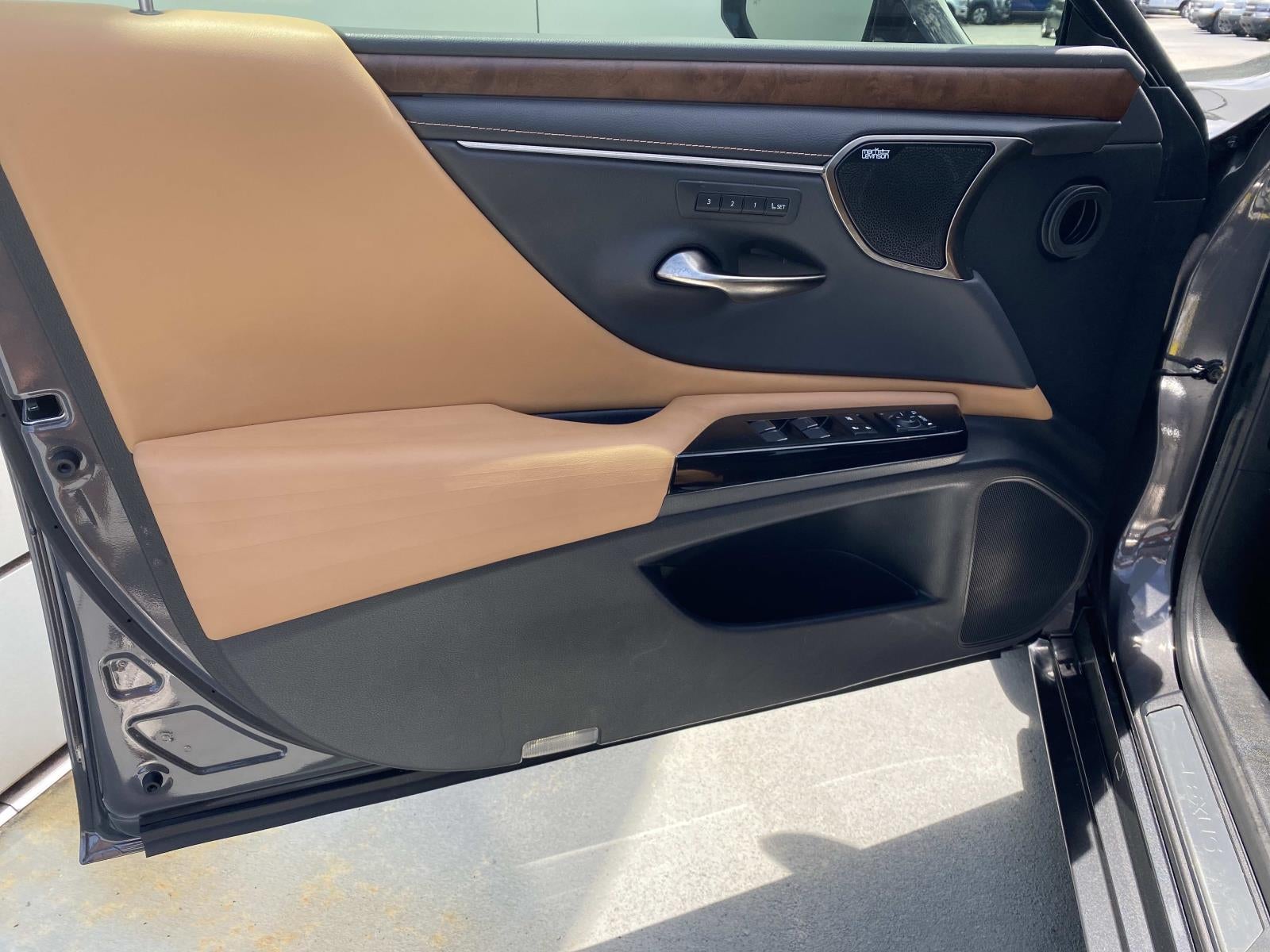 2022 Lexus ES ES 350 Ultra Luxury FWD
