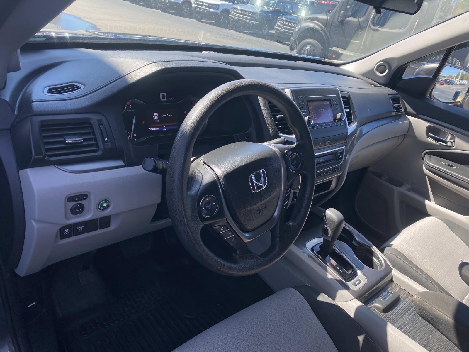 2017 Honda Ridgeline RT 4x2 Crew Cab 5.3' Bed