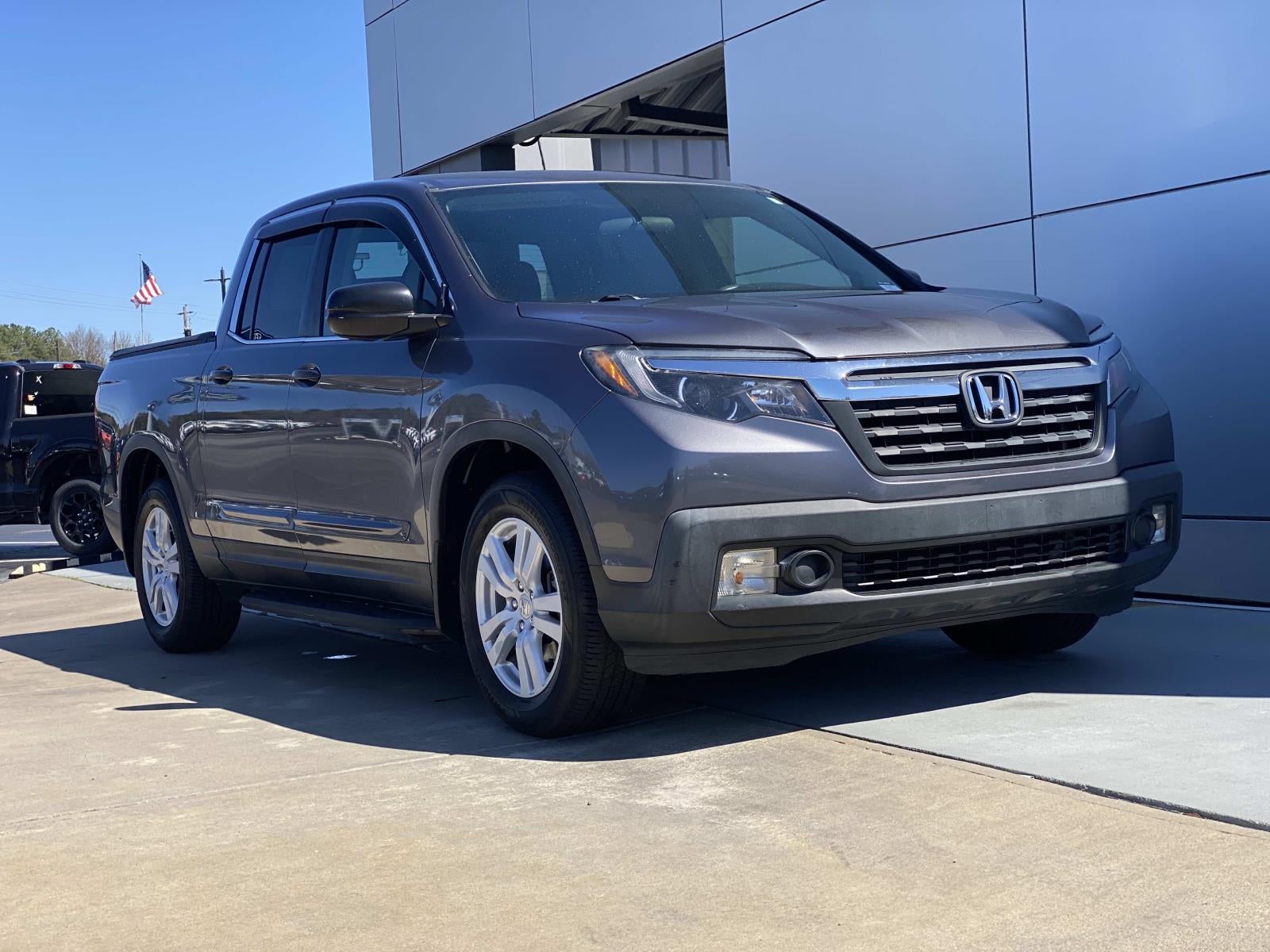 2017 Honda Ridgeline RT 4x2 Crew Cab 5.3' Bed