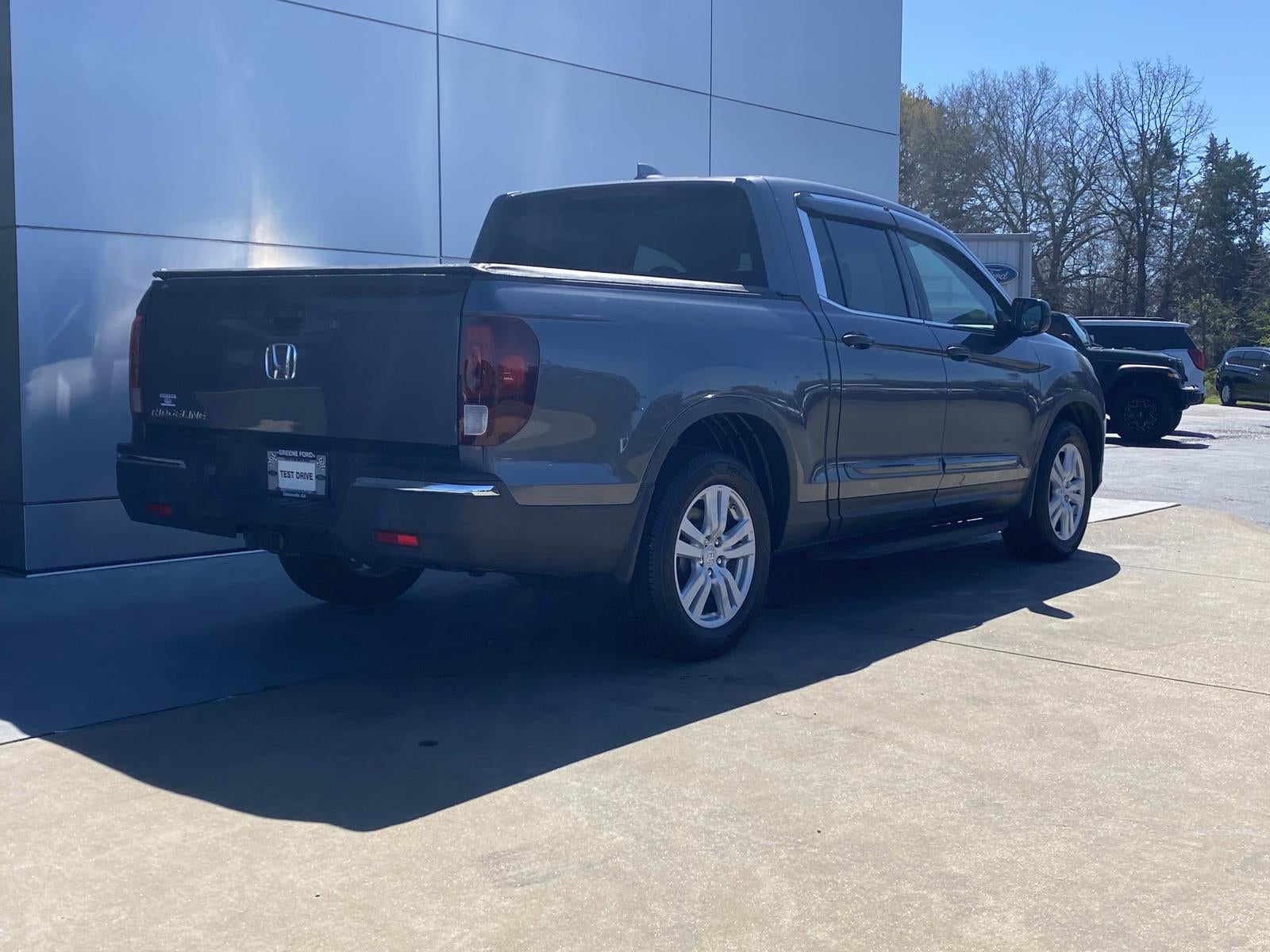 2017 Honda Ridgeline RT 4x2 Crew Cab 5.3' Bed
