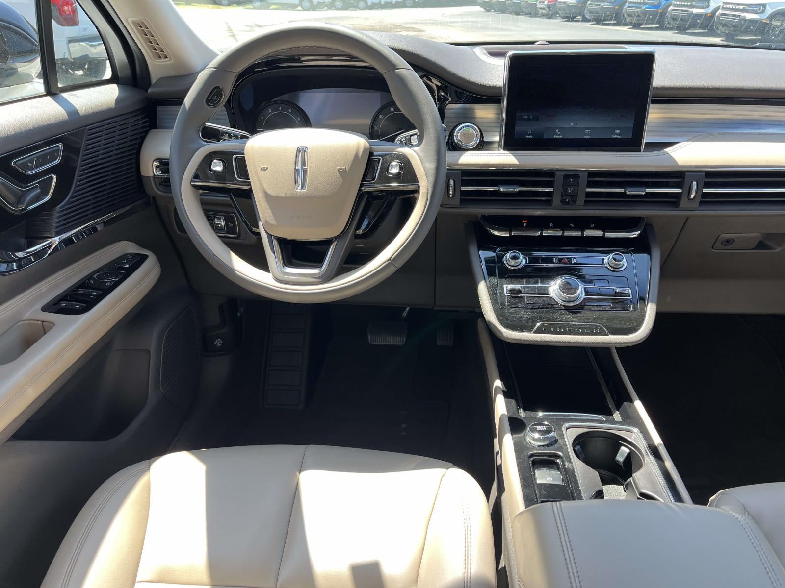 2022 Lincoln Corsair Standard FWD