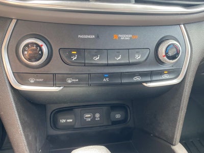 2019 Hyundai Santa Fe SE 2.4L Auto FWD
