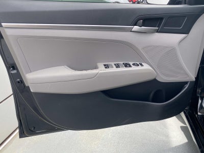 2020 Hyundai Elantra SE IVT
