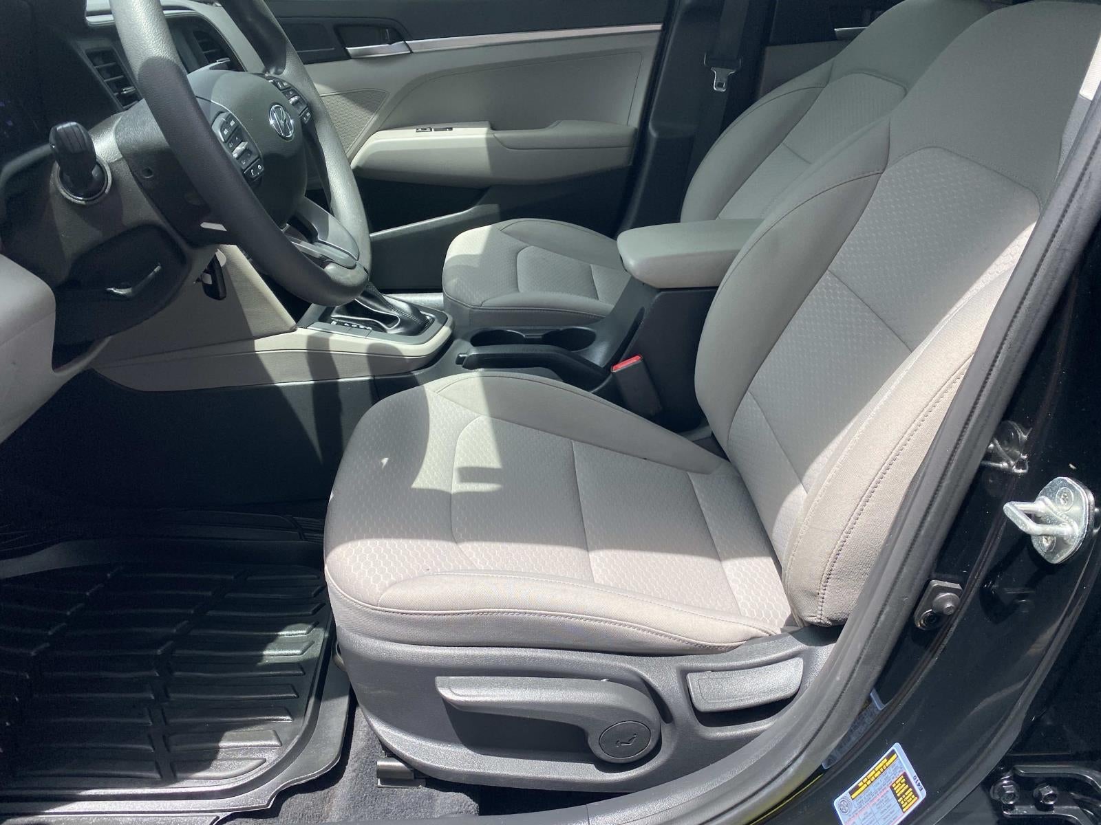 2020 Hyundai Elantra SE IVT