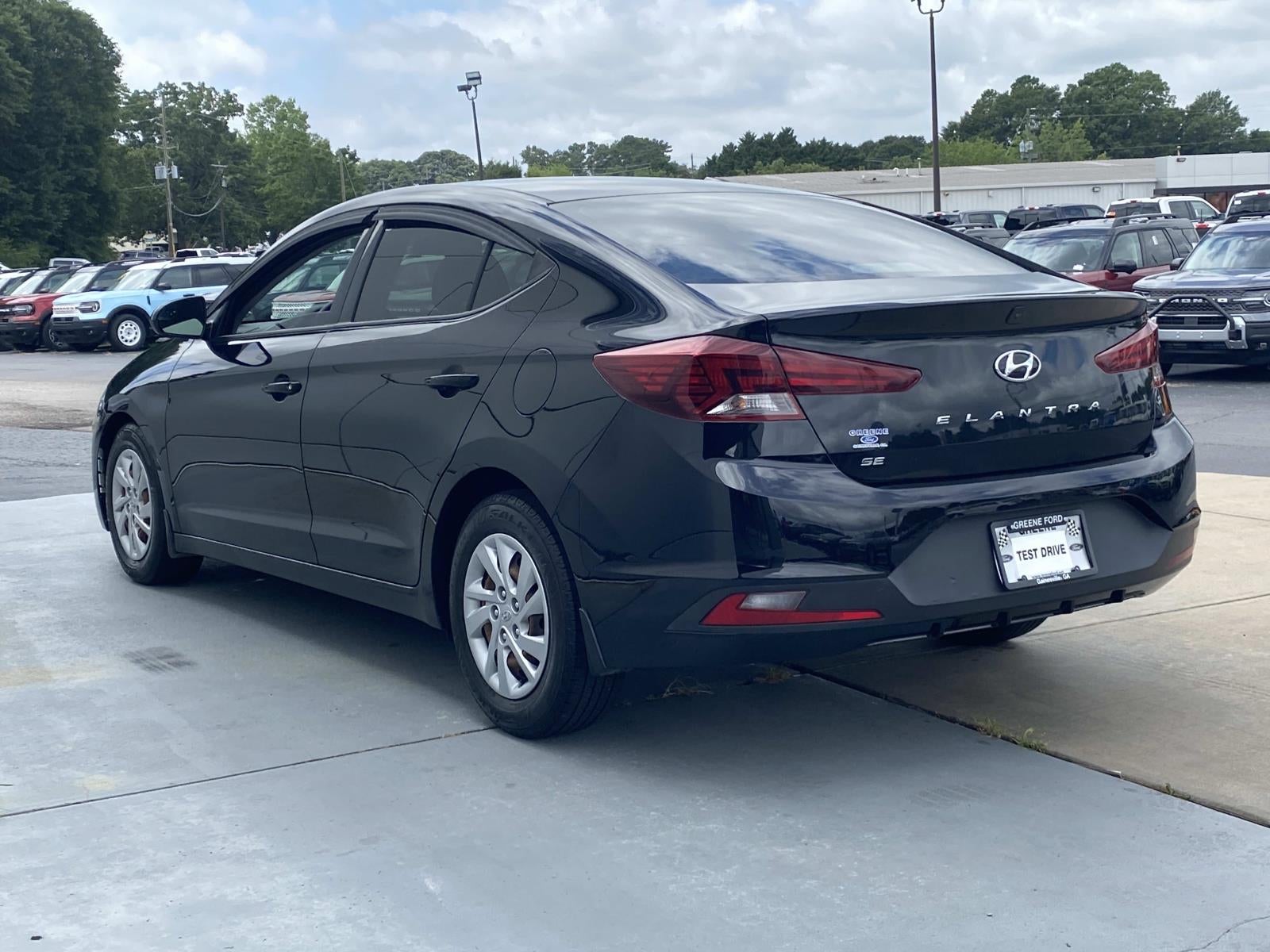 2020 Hyundai Elantra SE IVT