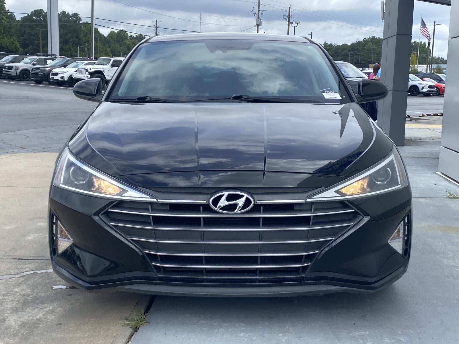 2020 Hyundai Elantra SE IVT